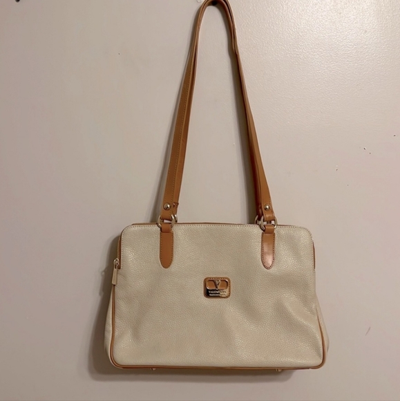 Valentina Leather Shoulder Bag - Picture 13 of 15